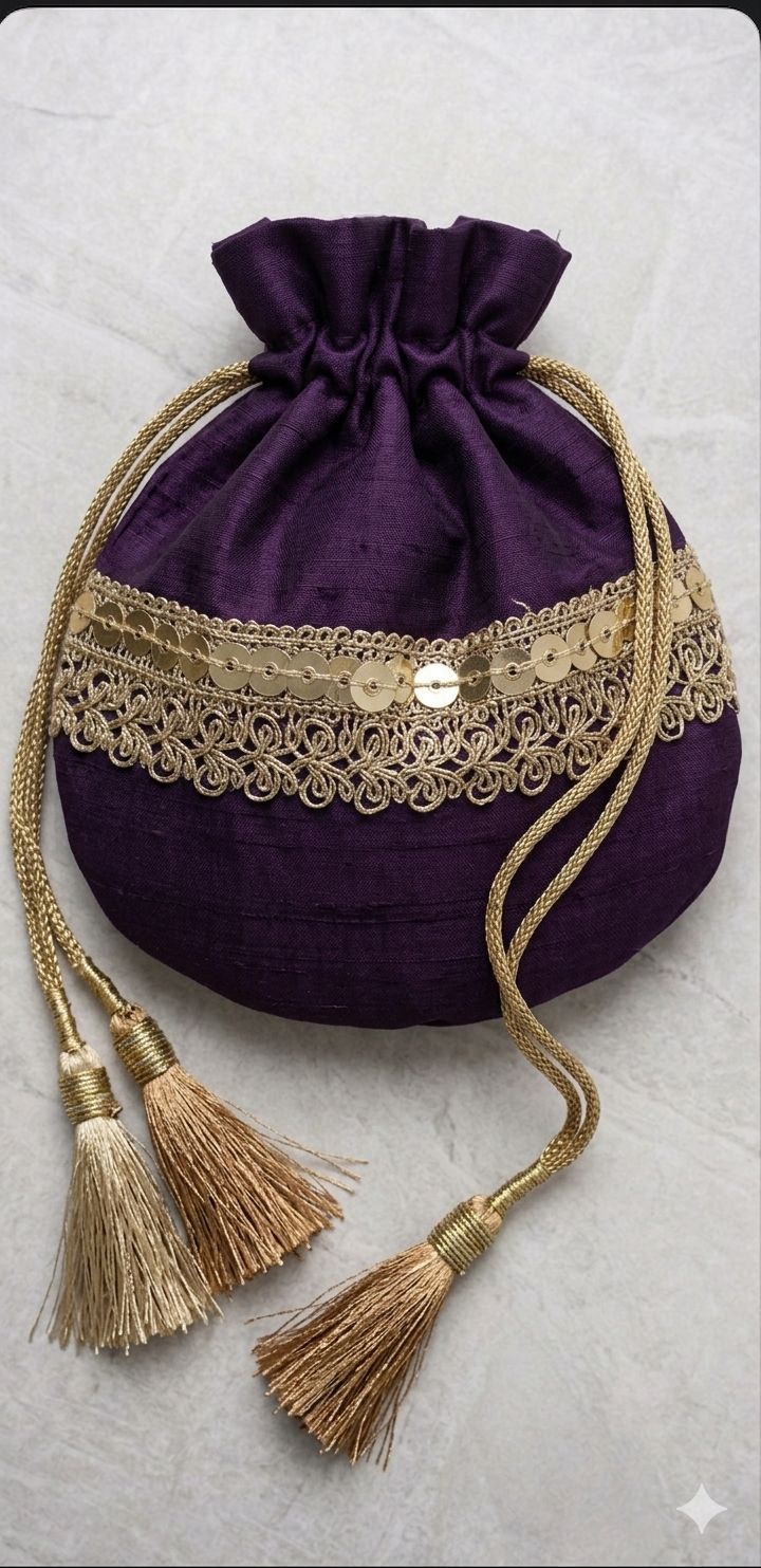 Hoor kurta set fabric detail - premium Sheesha Silk